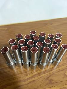 Nuevos tubos de lápiz labial de 3.5g, tubos vacíos para bálsamo labial, tubos de lápiz labial DIY de alta gama en acabado mate plateado y dorado, tubos vacíos para cera labial. - Product Image 6