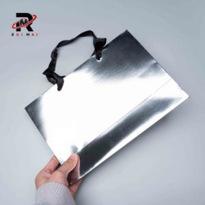 Bolsas de Papel Laminadas Grandes con Asas de Algodón, Personalizadas, de Lujo, para Regalos, con Acabado Mate y Relieve - Product Image 6