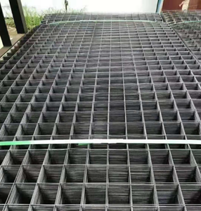 Thick <b>Wire</b> Heavy Duty Galvanized Welded <b>Wire</b> <b>Mesh</b> Panel Galvanized Weld Steel <b>Mesh</b> for Ranch & Construction Protection - Product Image 4