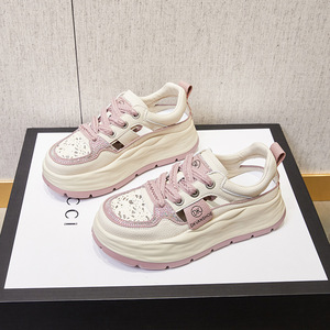 Chaussures de sport respirantes pour l'été 2023 - Chaussures décontractées pour femmes - Nouveau design de chaussures pour femmes - Chaussures de sport en cuir pour femmes - Product Image 3