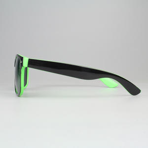 OEM Wholesale 2025 UV400 Designer <b>Sunglasses</b> with Green <b>Frame</b> Custom Logo Unisex Sun Glasses for Adults - Product Image 5