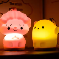Lanterne suspendue lampe Portable pendentif LED rougeoyante veilleuse cadeau Mini éléphant forme mignon porte-clés lumière LED