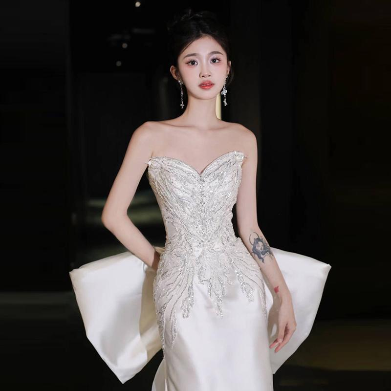 mermaid gown wedding dress