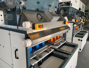 Ligne de traitement des plaquettes de frein prêtes à l'emploi Nouvelle machine de pesage de poudre de poussière de cuivre/acier/<span class=keywords><strong>laine</strong></span>/céramique Matériaux de friction Plaquette de frein - Product Image 3