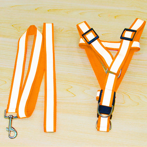 Conjunto de Correa y Arnés Reflectante para Perro, de Nailon a Rayas, para Perros Pequeños y Medianos, con Hebilla Metálica y Anillo en D - Product Image 1