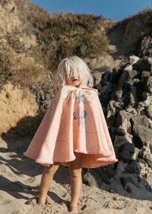 Venta al por mayor, 100% algodón, diseño personalizado, Impresión <span class=keywords><strong>de</strong></span> tela lisa, Terry Surf, Poncho con capucha, niños y adultos, <span class=keywords><strong>toalla</strong></span> <span class=keywords><strong>de</strong></span> <span class=keywords><strong>playa</strong></span> <span class=keywords><strong>redonda</strong></span> - Product Image 4