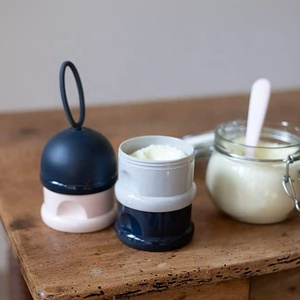 Boîte de <span class=keywords><strong>lait</strong></span> en poudre pour bébé Distributeur de formule à 3 couches Conteneur de stockage détachable portable empilable à rotation pour collation pour bébé - Product Image 5