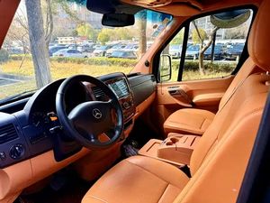 Caméra de recul sans fil avec écran 5 pouces pour Mercedes Benz Sprinter VW Crafter, capteur de stationnement AHDC, 170 degrés, étanche - Product Image 3