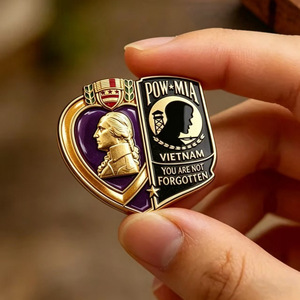 Broche commémorative de la guerre du Vietnam, rouge vif, en émail, insigne de vétéran, bijoux en alliage de zinc - Product Image 1