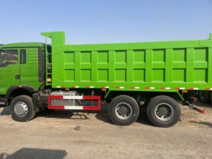 รถบรรทุกฮาวโอ 6x4 ยูโร 2 ดีเซล รถบรรทุกขนาดเล็กใหม่สำหรับงานเหมือง รถดัมพ์ 10 ล้อ บรรทุกได้ 11-20 ตัน พวงมาลัยซ้าย กล้องมองหลัง 251-350 แรงม้า 6-8 ลิตร - Product Image 4