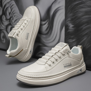 Zapatillas Blancas Transpirables de Nuevo Estilo para Hombre - Zapatos Deportivos y Casuales con Suela Gruesa, Modernos y Versátiles - Product Image 3