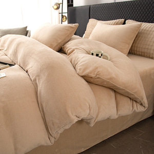 Bộ chăn ga gối đệm nhung sữa hiện đại 4 món 200TC, chất liệu vải san hô dày dặn, ấm áp mùa đông - Product Image 1