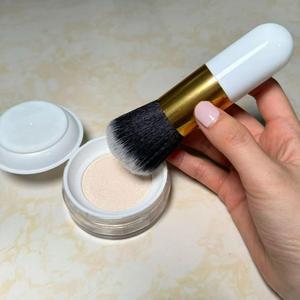 Commercio all'ingrosso Kabuki piatto trucco cosmetico spazzola con Logo personalizzato di qualità dei capelli sintetici e maniglia per singola fondazione - Product Image 3