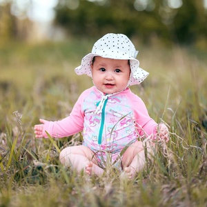 Sombrero de Sol para Bebé Niña con Logotipo Personalizado, UPF 50+, Ala Ancha, Correa, Sombrero de Pescador para Verano y Playa, 100% Algodón - Product Image 5