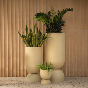 Macetas Decorativas Grandes y Duraderas con Recubrimiento de Polvo de Hierro Ecológico para Jardines Exteriores y Espacios Comerciales - Product Image 1