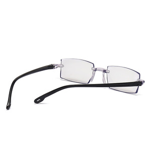 <span class=keywords><strong>Gafas</strong></span> <span class=keywords><strong>de</strong></span> Lectura sin Montura con Corte al Aire Anti-Luz Azul Directas <span class=keywords><strong>de</strong></span> Fábrica Nuevo Estilo Urbano para Hipermetropía - Product Image 4
