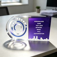 Neelpure 188059 Plaque personnalisée en cristal K9 violet en forme de D avec impression UV d'image technique pour récompense d'entreprise