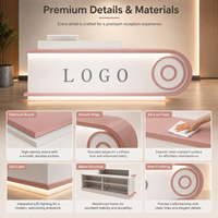 Bureau d'accueil personnalisé en MDF avec logo LED, finition brillante, design moderne et écologique pour salon de beauté et spa des ongles