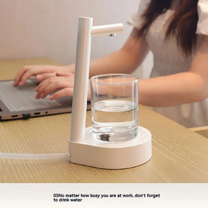 Mini Dispensador de Agua Eléctrico Portátil de Escritorio, Calentador de Agua Automático, Recargable por USB, Bomba para Botellas de Galón - Product Image 3