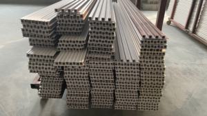 Precio <span class=keywords><strong>barato</strong></span> WPC paneles de pared estriados decorativos negro oro persiana de techo Interior PVC WPC paneles de pared LED función impermeable - Product Image 6