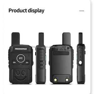 Walkie Talkie Mini Impermeable Freedomgo FM-IQOO de Banda Aérea, Largo Alcance, Flotante y Duradero para Uso en Hoteles y Restaurantes - Product Image 3