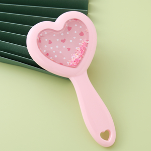 Novo Design Forma Do Coração Transparente Com Glitter Pequena Escova De Plástico Bonito Material PS Pente De Cabelo Portátil Para Meninas ou Viagem