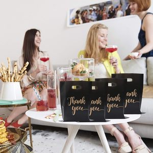 Bolsa de Plástico LDPE Negra Mate con Asa Troquelada, Impresión de Logotipo Personalizada, con Mensaje de Agradecimiento, Reciclable y Termosellable - Product Image 3