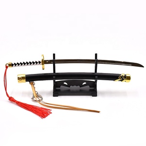 Mini katana en métal artisanal, porte-clés, jouet cadeau, personnage exclusif du jeu japonais classique Devil May Cry, fabricants en stock - Product Image 3