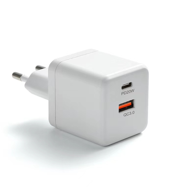 OEM ODM Phone Charger PD 20W USB-C Fast Charging USB Wall Charger Dual Port Mobile Phone Charger for iPhone