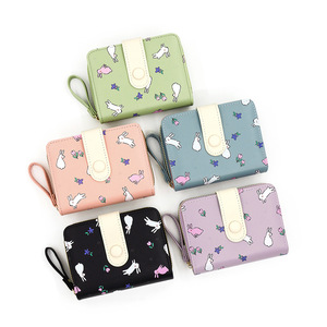 Cartera de Cuero para Mujer con Diseño de Conejito y Flores Pequeñas, Estilo Macaron, Linda Cartera de Mano con Estampado de Conejito para Niñas - Product Image 1