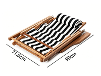 Chaise longue de plage pliable en bois avec structure robuste, dossier réglable, plusieurs options de couleurs rayées pour la détente en bord de mer