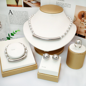 Joyería libre de deslustre de acero inoxidable a la moda, collar de cuentas de perlas chapadas en oro de 18 quilates, conjuntos de 4 Uds., Joyas De Acero Inoxidable Para Mujer - Product Image 2
