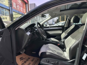 ข้อเสนอพิเศษ2023 Volkswagen <span class=keywords><strong>Magotan</strong></span> รุ่นที่ระลึก (2เมตร) 330TSI ความหรูหรา DSG สำหรับรถยนต์มือสองส่งออกทั่วโลก - Product Image 3