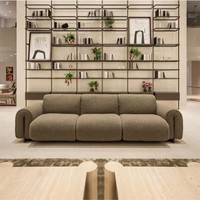 Canapé en tissu vintage italien Timberight, design nordique de luxe avec structure en bois, style français épuré, idéal pour salons et villas