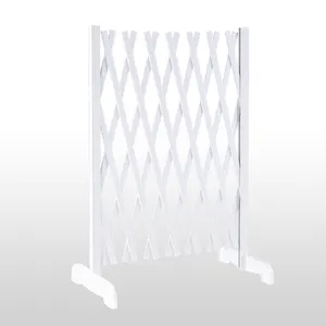 Freestanding Outdoor Portable Expandable Garden Privacy Screen Divider Panel Plastic Garden Trellis Fence with Stand