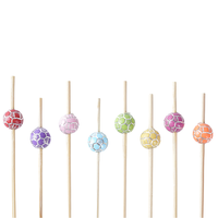 Brochette perlée créative pour les pics de fruits en bambou de fête avec des bâtons de cocktail fantaisie de football en plastique coloré