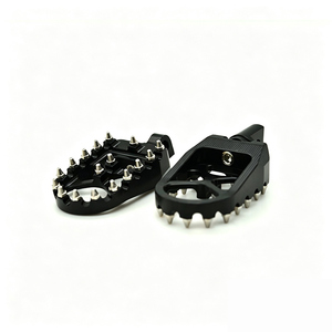 Reposapiés Delanteros y Traseros CNC para Motocicleta Harley X48 XL1200 750 883 Breakout Heritage, Pedales de Aluminio en Negro Cromado - Product Image 1