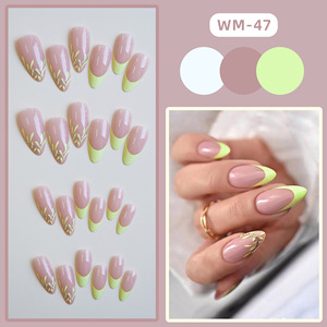 <span class=keywords><strong>Faux</strong></span> ongles à presser moyens en forme d'amande, rose nude avec French manucure vert néon, couvrance totale, brillants, avec accent feuille - Product Image 2