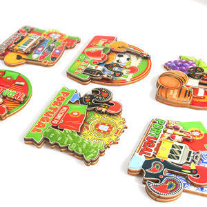 مغناطيسات ثلاجة تذكارية مخصصة من البرتغال، مغناطيسات خشبية ملونة ثلاثية الأبعاد على شكل ديك برتغالي وترام وجيتار وزجاجة نبيذ - Product Image 5