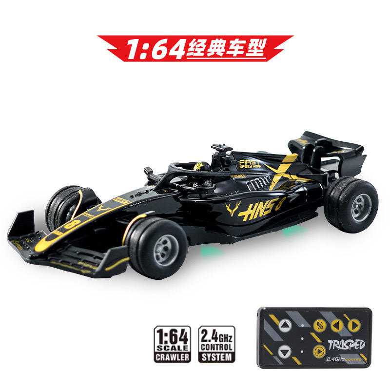 Voiture de course de formule noire