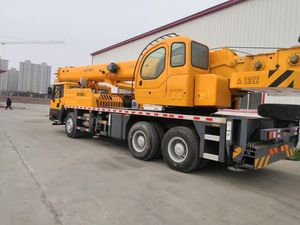 Grue de camion de 25 tonnes d'occasion, grue mobile de 50/80/90/100 tonnes avec composants essentiels Liebherr (moteur, pompe, moteur électrique) à vendre - Product Image 2