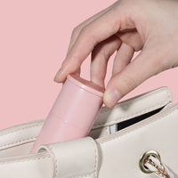 Récipient de poudre libre miroitant de luxe naturel de crème solaire de corps simple rétractable avec couvercle d'applicateur rechargeable de brosse