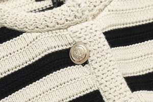 All'ingrosso 2024 autunno Vintage <span class=keywords><strong>Cardigan</strong></span> lavorato a maglia a righe bianche e nere maglione da donna stile <span class=keywords><strong>corto</strong></span> - Product Image 4