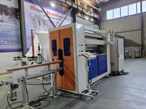 Automatische <span class=keywords><strong>3</strong></span>-lijns machine voor het maken van tissuepapier, V-vouw tissuehanddoekvouwmachine in Taiwan - Product Image 4