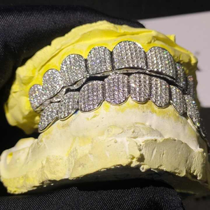 Grillz Dentaires Moissanite Style Rapper en <span class=keywords><strong>Argent</strong></span> S925, Bijoux Haute Gamme Incrustés de Diamants Bling pour Hommes et Femmes, Certifiés Conformité - Product Image 3