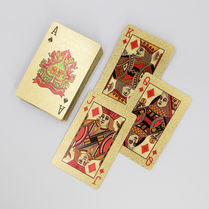 Cartes à jouer personnalisées avec logo, imperméables, cadeaux promotionnels créatifs, cartes à jouer en PVC avec feuille d'or personnalisées pour les jeux de carnaval - Product Image 3