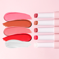 Vente en gros de baumes à lèvres repulpants super juteux logo personnalisé très chatoyant stylo baume à lèvres nourrissant végétalien brillant à lèvres holographique