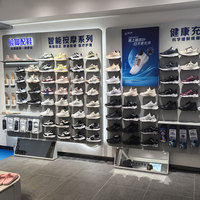 Supports d'affichage muraux modernes en métal sur mesure pour chaussures décontractées et de sport pour enfants