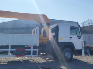 Mô hình 2025 HOWO 6x6 <span class=keywords><strong>22</strong></span> tấn Xe Tải Hạng Nặng gắn cần cẩu để hỗ trợ khai thác - Product Image 3