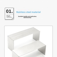 Étagère de présentation de vêtements en métal mat électroplaqué, pliable, écologique, lavable, personnalisable, chic, facile à assembler, pour boutique